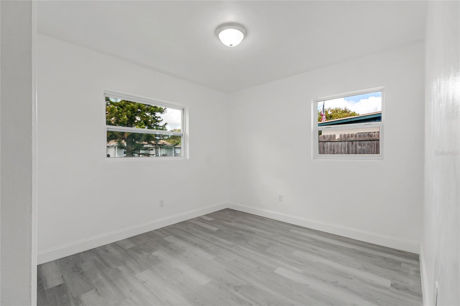 EDGEWOOD PARK - Residential