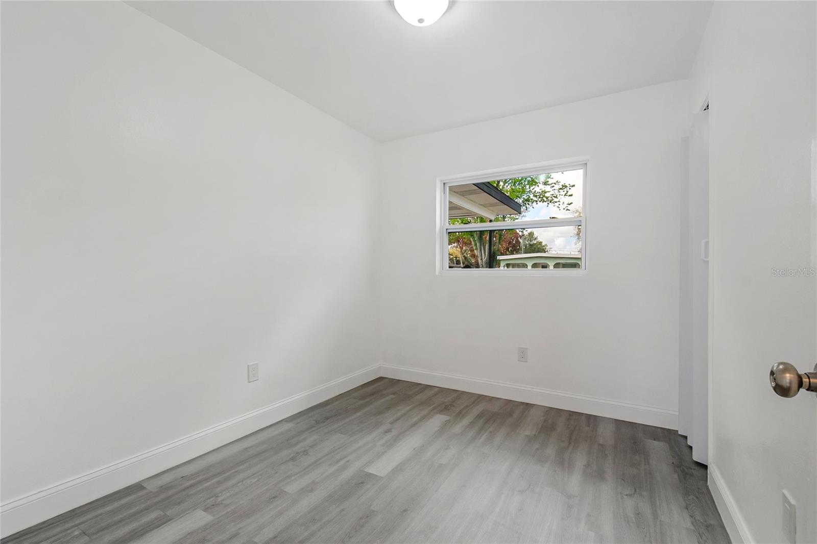 EDGEWOOD PARK - Residential