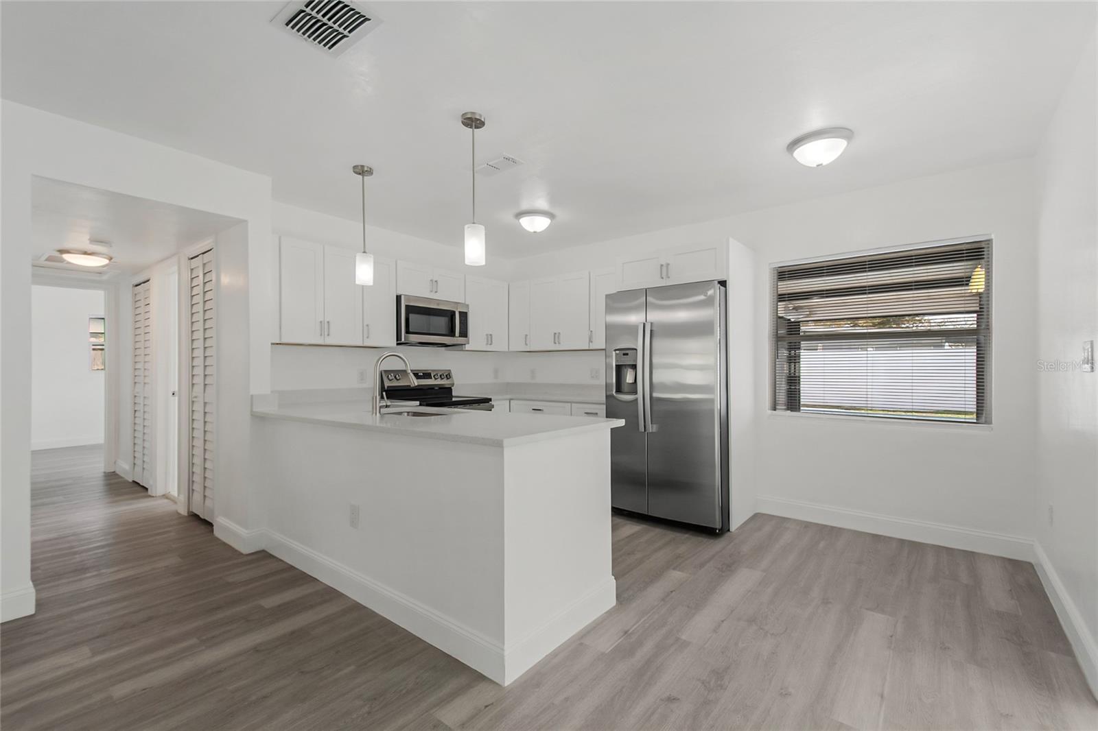 EDGEWOOD PARK - Residential