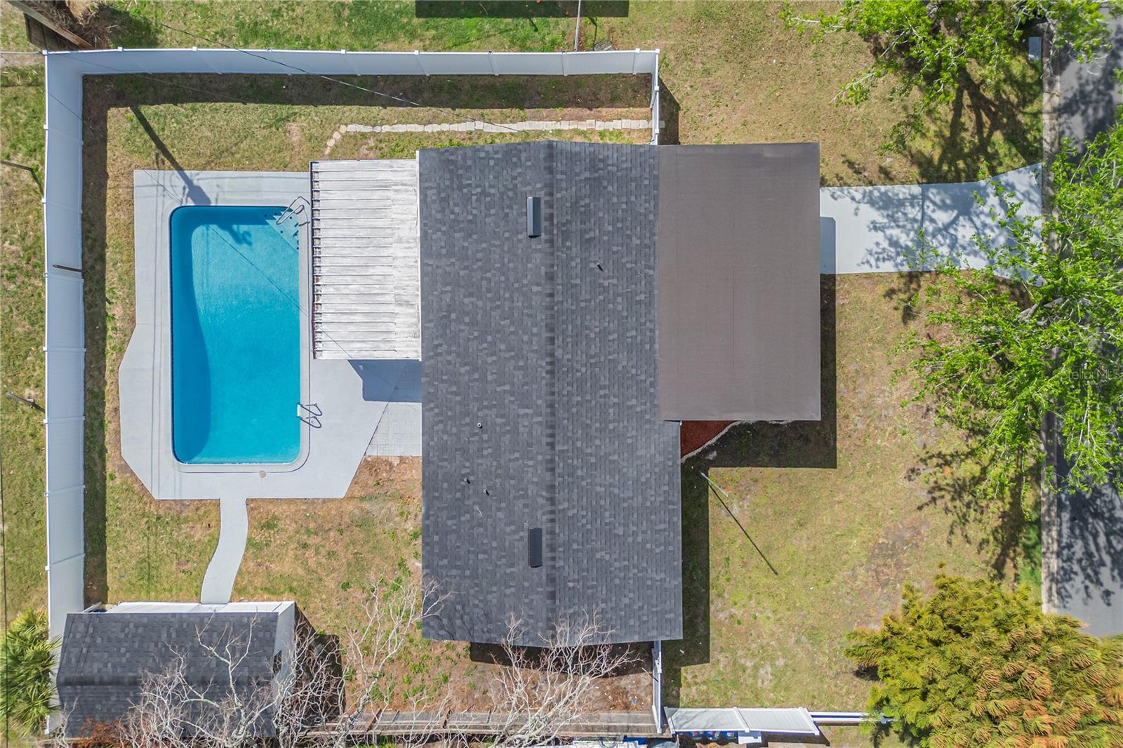 EDGEWOOD PARK - Residential