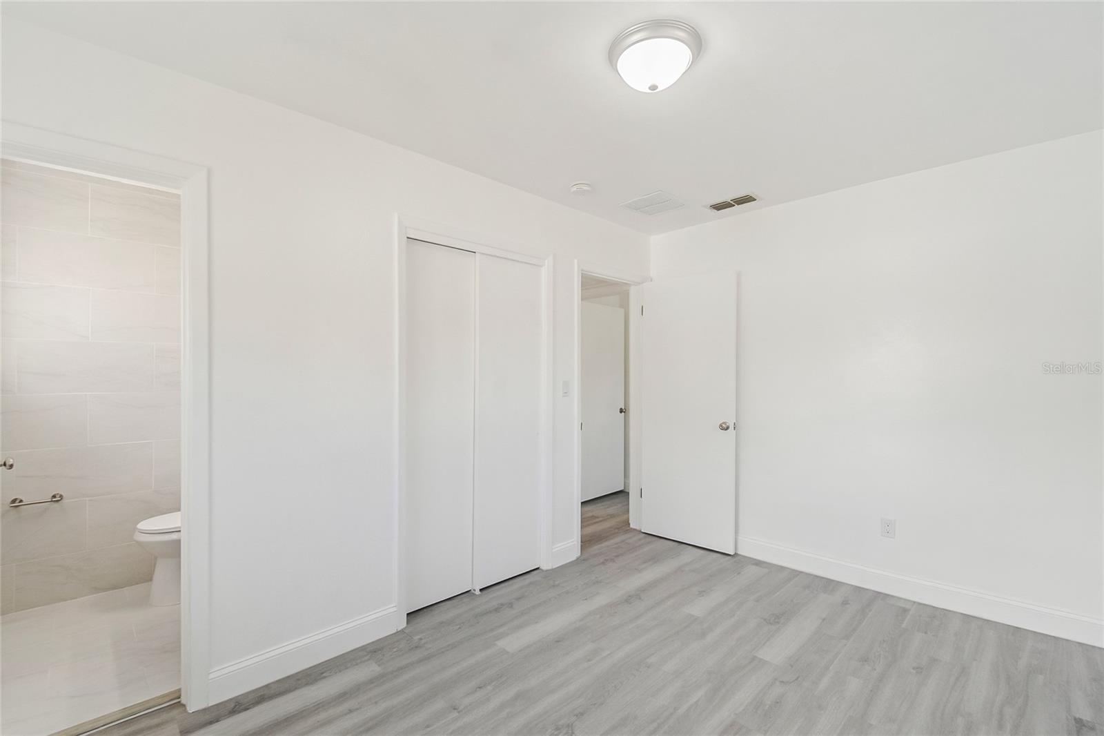 EDGEWOOD PARK - Residential