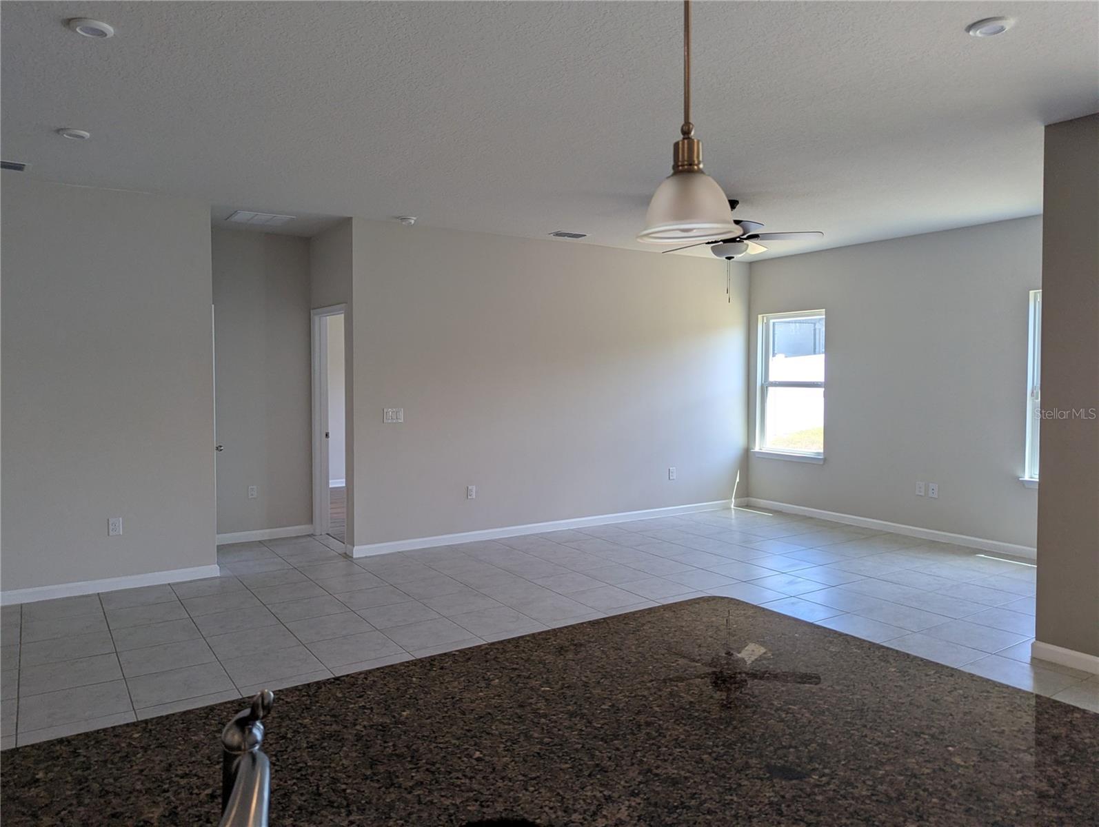 DORA LANDINGS - Residential Lease