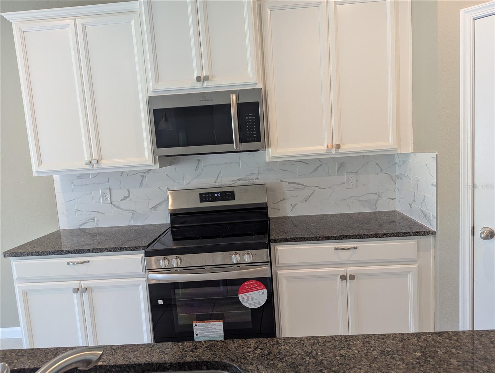 DORA LANDINGS - Residential Lease