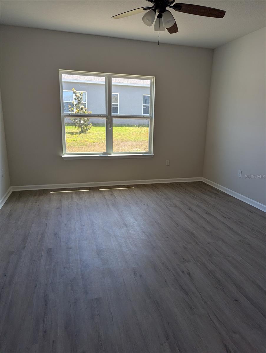 DORA LANDINGS - Residential Lease