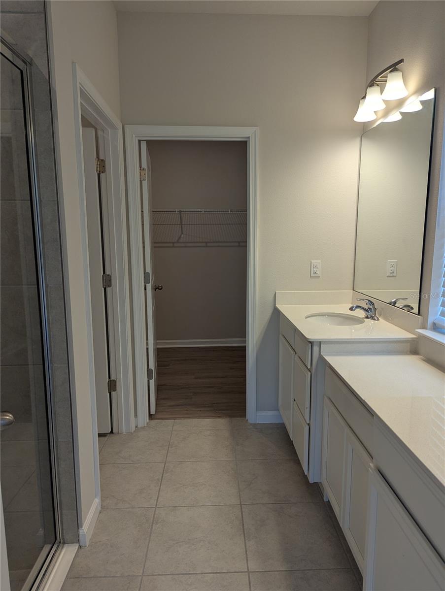 DORA LANDINGS - Residential Lease