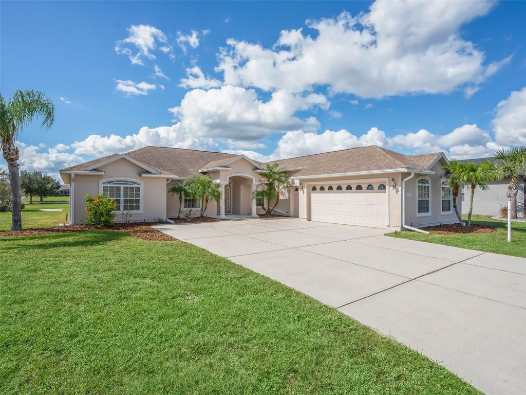 Photo of 17414 SE 123rd Terrace, Summerfield, FL 34491 (MLS # G5103285)