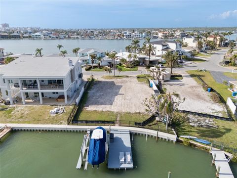 211 BATH CLUB BOULEVARD N NORTH REDINGTON BEACH FL 33708