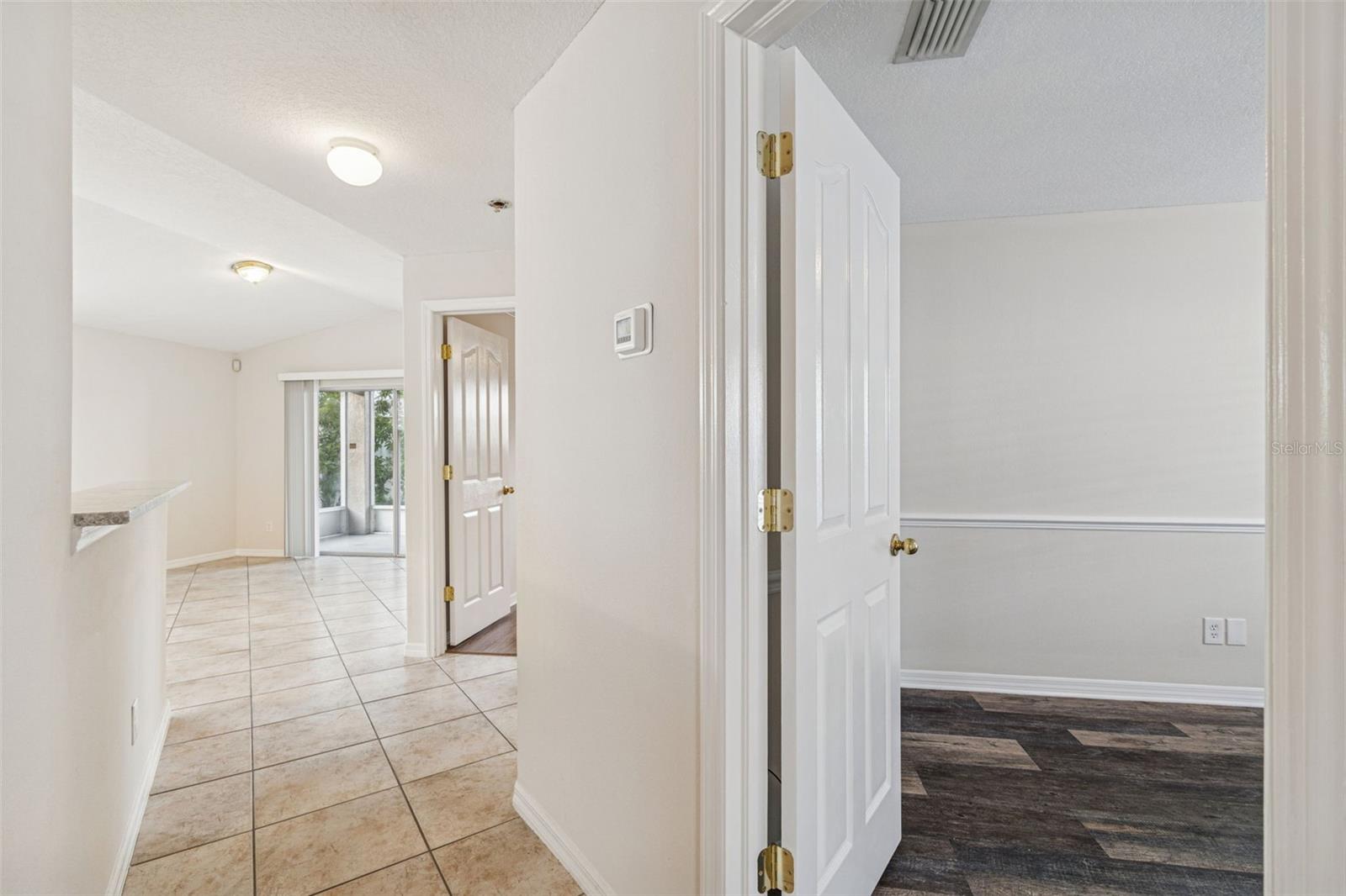 LOS CIEN - Residential