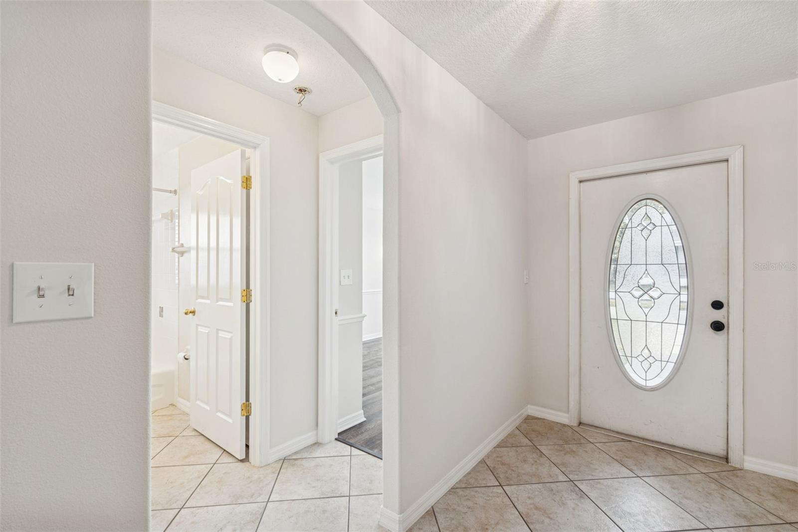 LOS CIEN - Residential