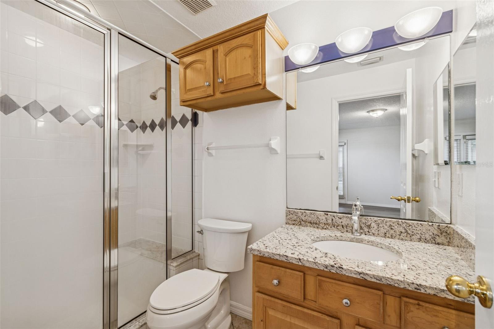 LOS CIEN - Residential