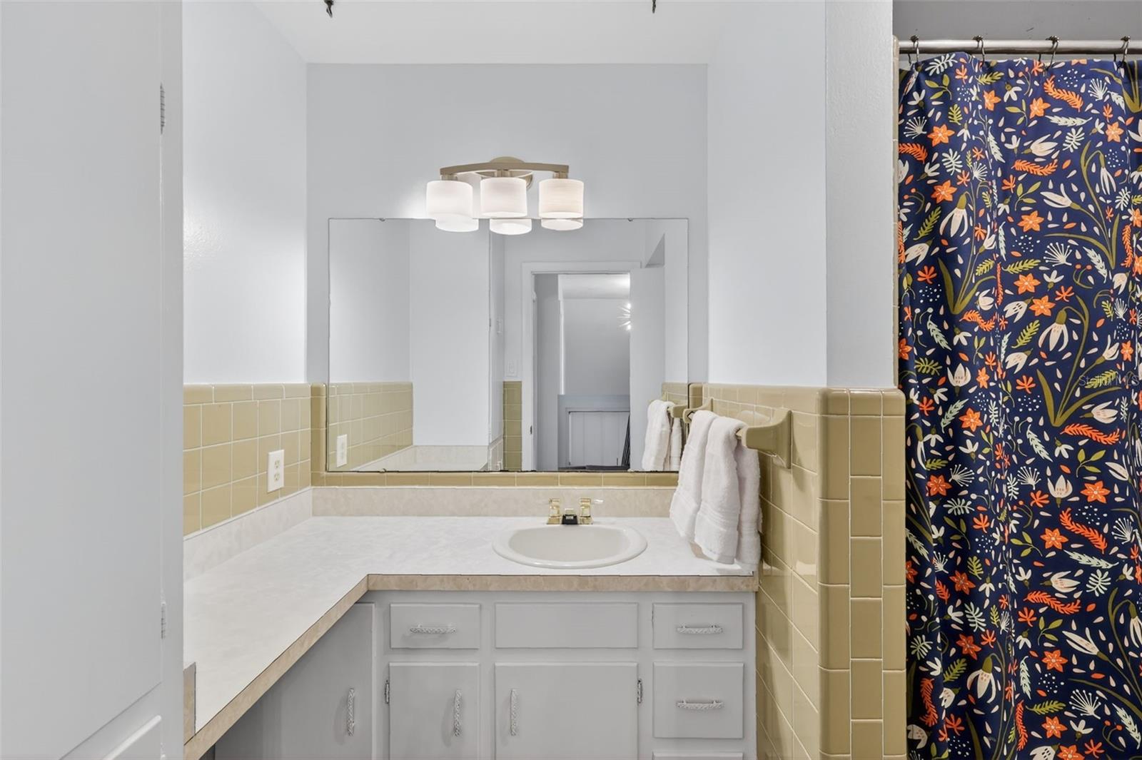 EUSTIS HOGAN TERRACE - Residential