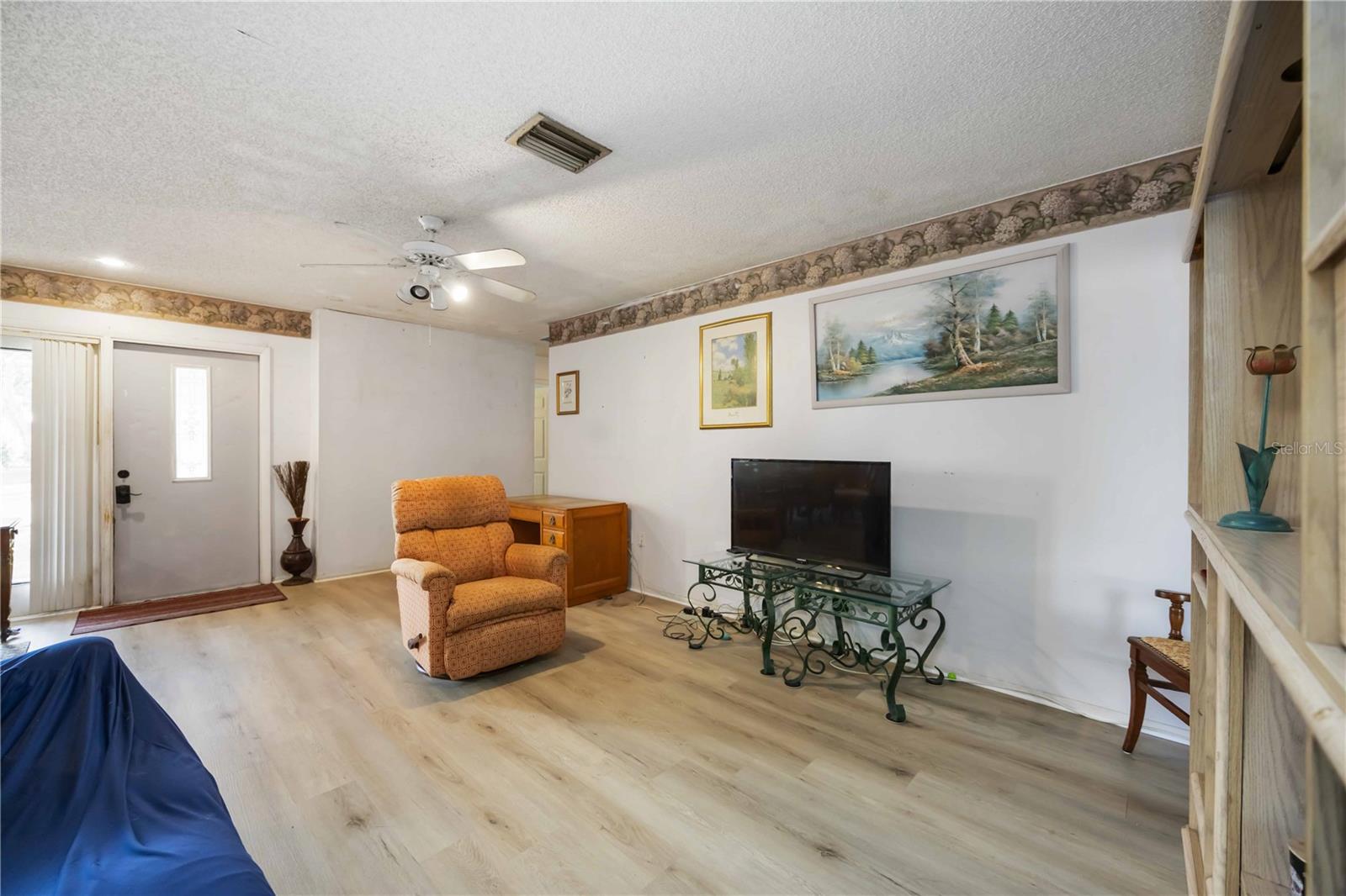 SANDPOINTE 4TH ADD - Residential