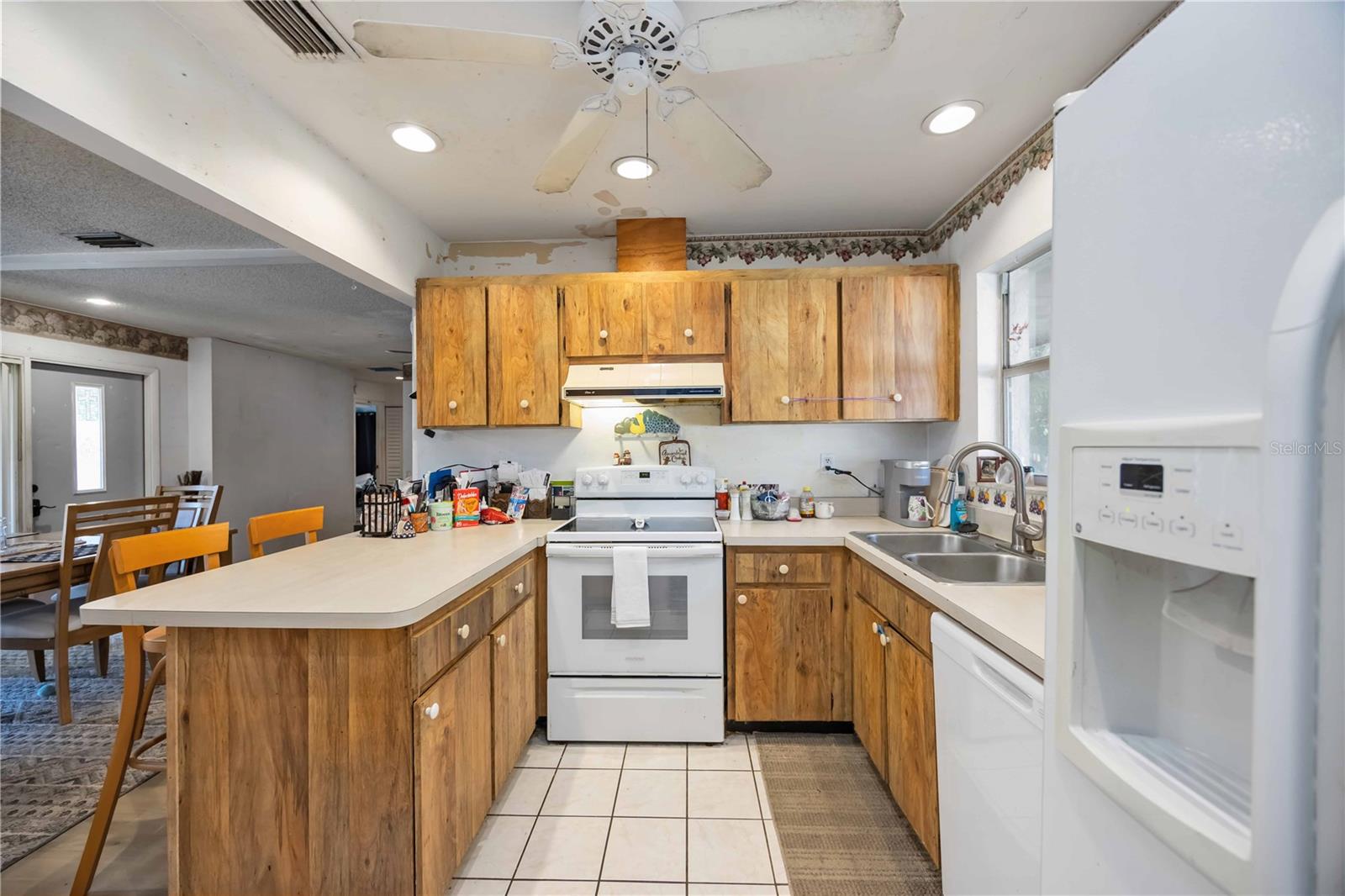 SANDPOINTE 4TH ADD - Residential