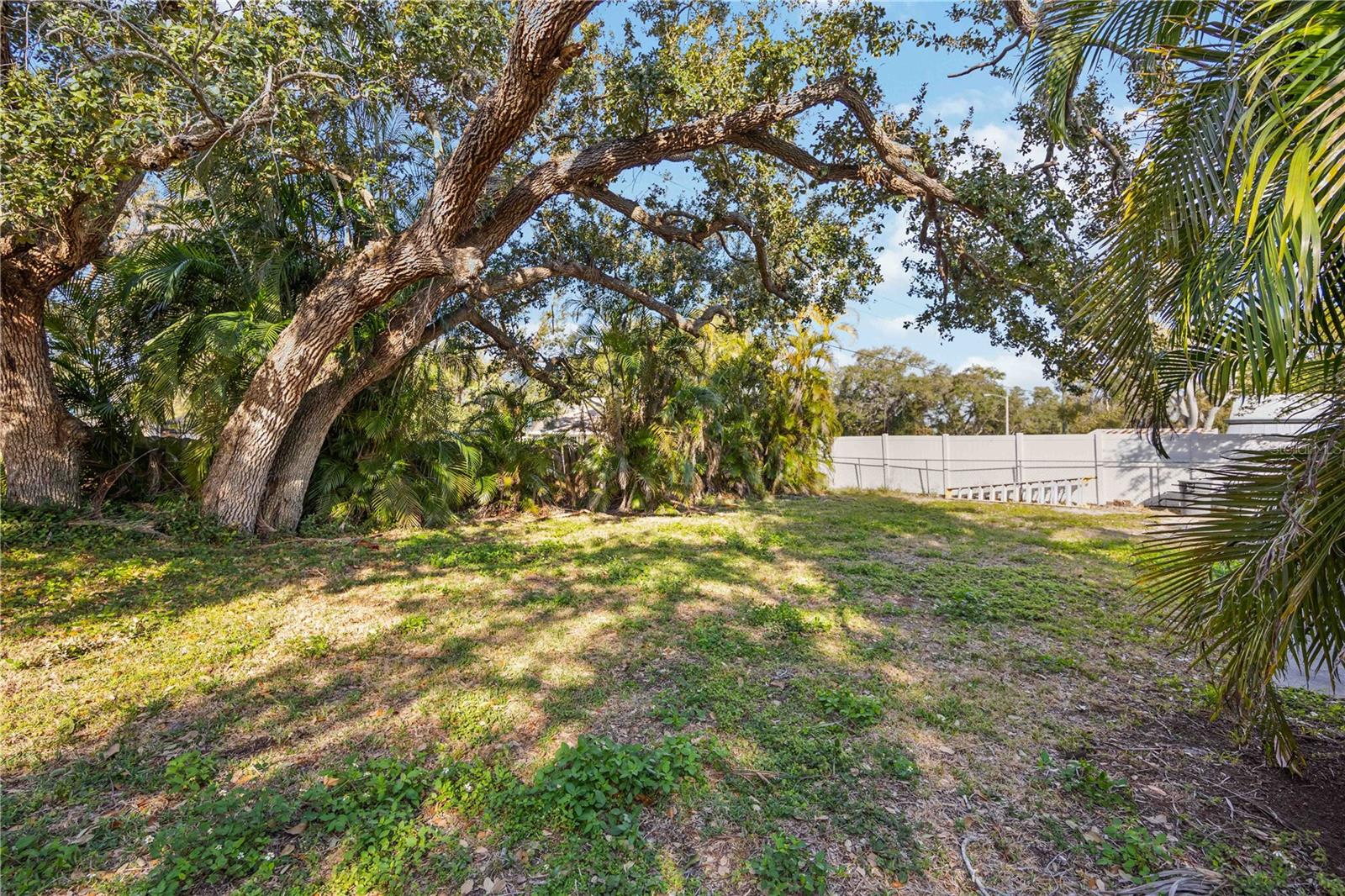 SANDPOINTE 4TH ADD - Residential