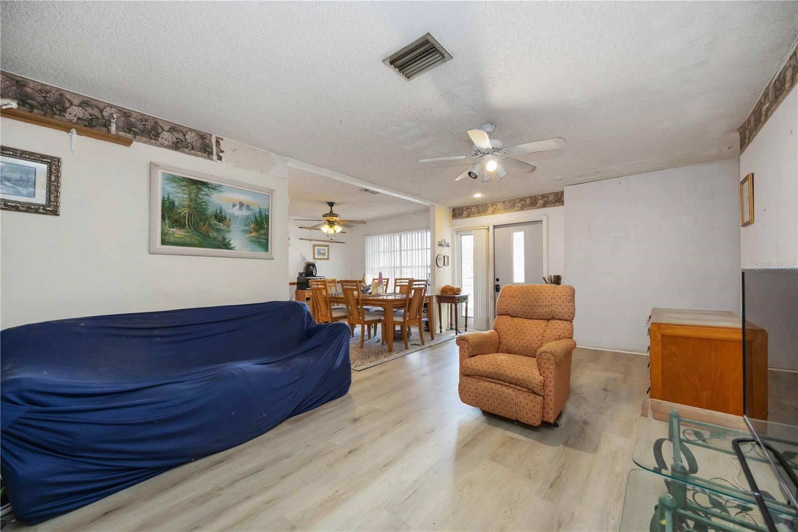 SANDPOINTE 4TH ADD - Residential