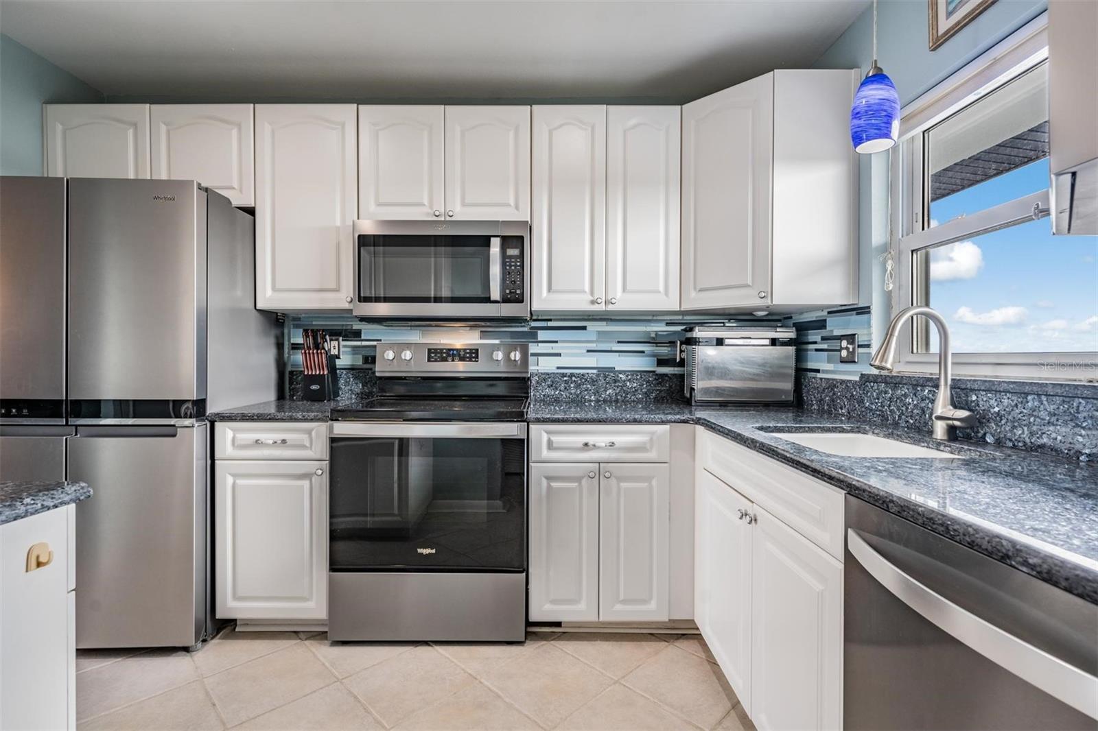 4939 FLORAMAR TERRACE 914