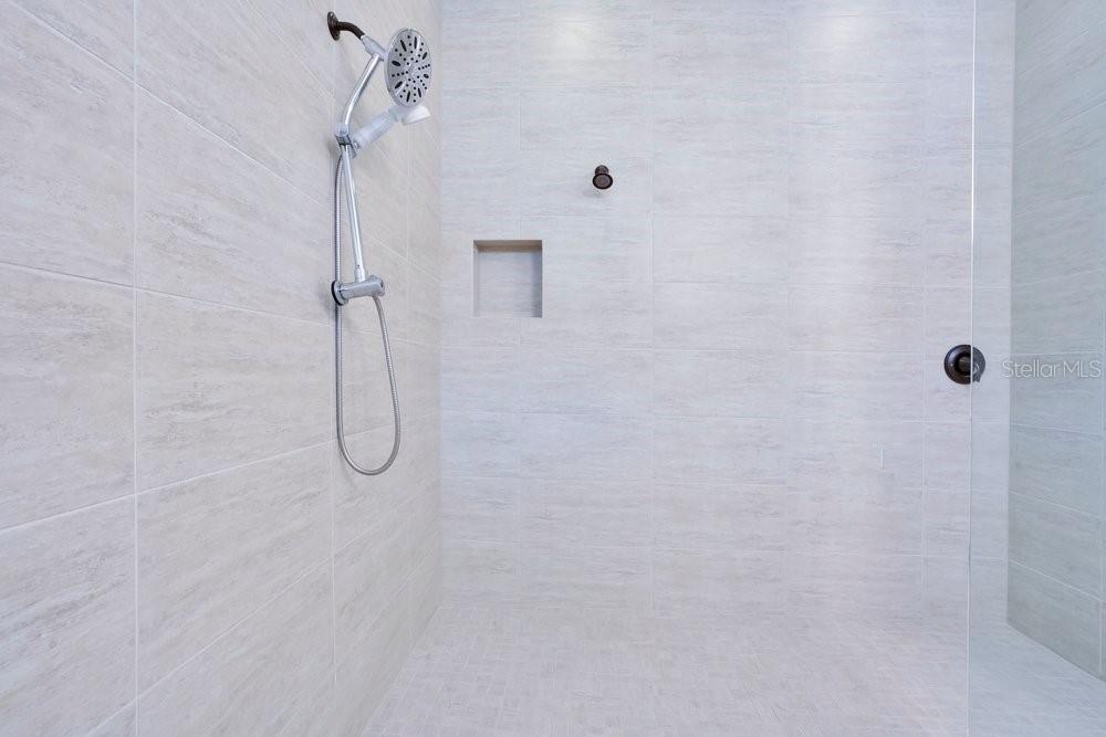 DELLAGIO - Residential