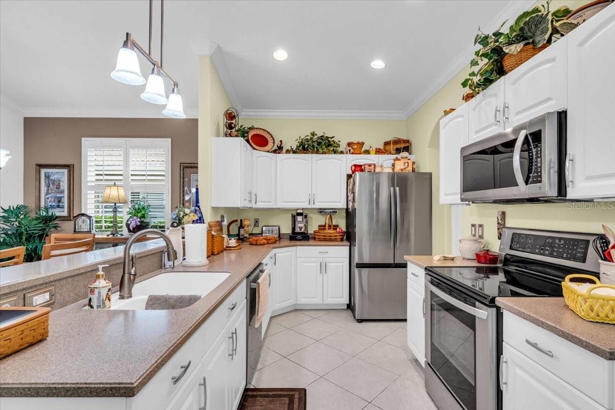 AUBURN WOODS - Residential