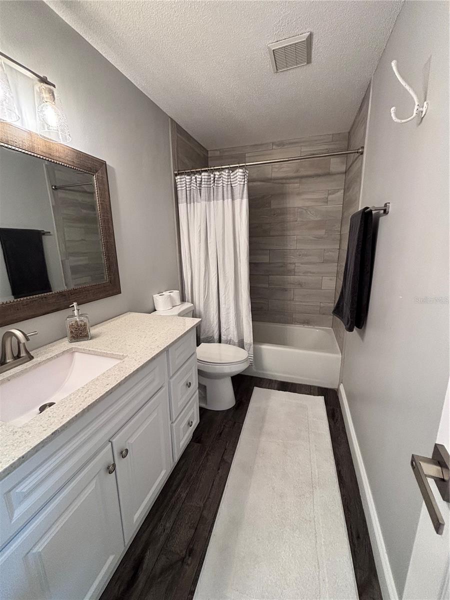 GOLDEN HEIGHTS THIRD ADD - Residential Lease