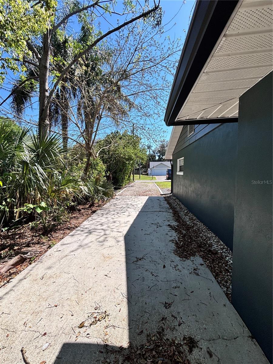 GOLDEN HEIGHTS THIRD ADD - Residential Lease