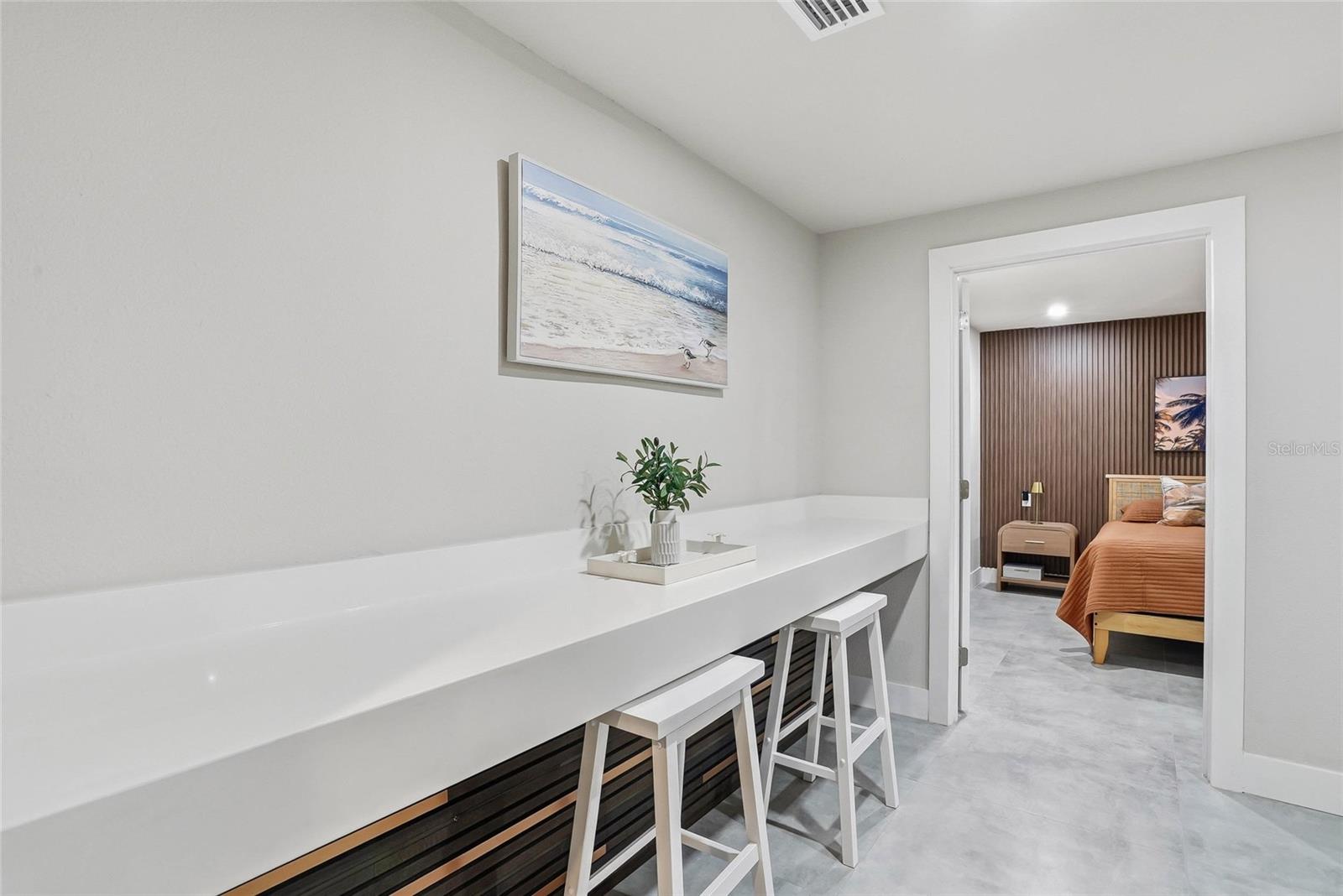 MARTHAS VINEYARD - Residential