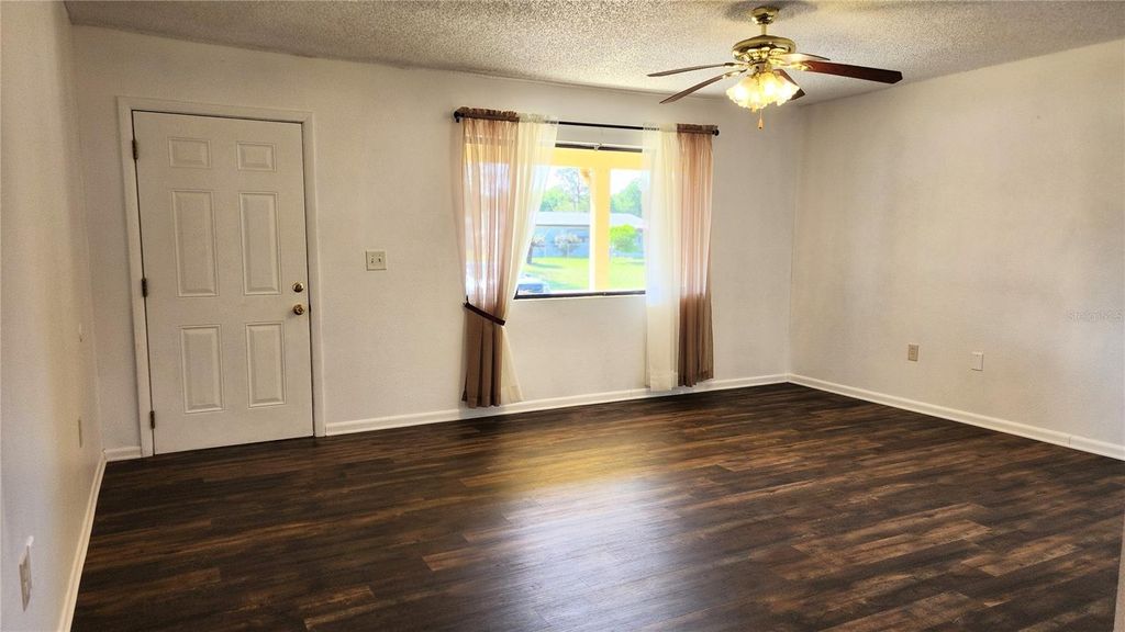 Photo of 10405 SW 99th Avenue, Ocala, FL 34481 (MLS # OM724080)