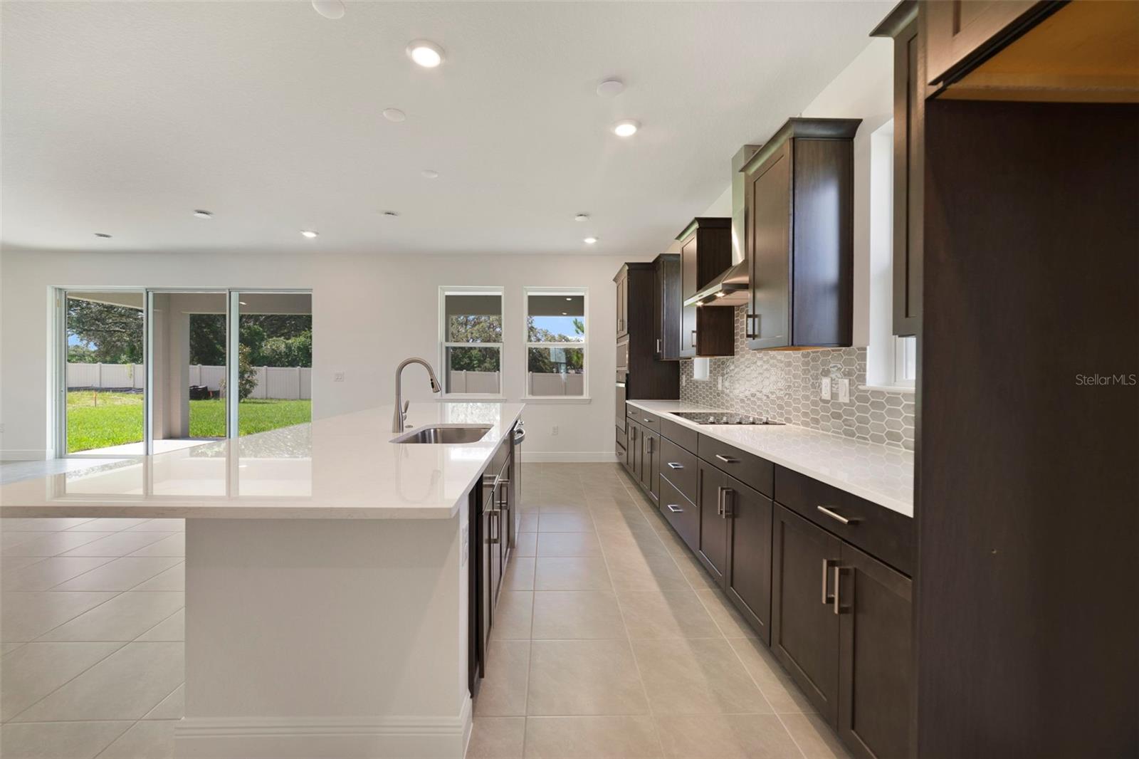 3497 LEMON BUTTON TRACE