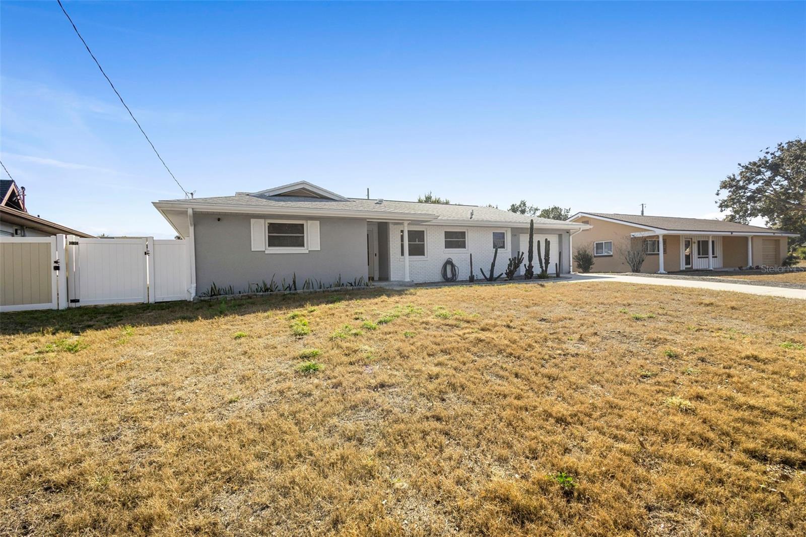 BREEZEWOOD PARK UNIT 05 - Residential