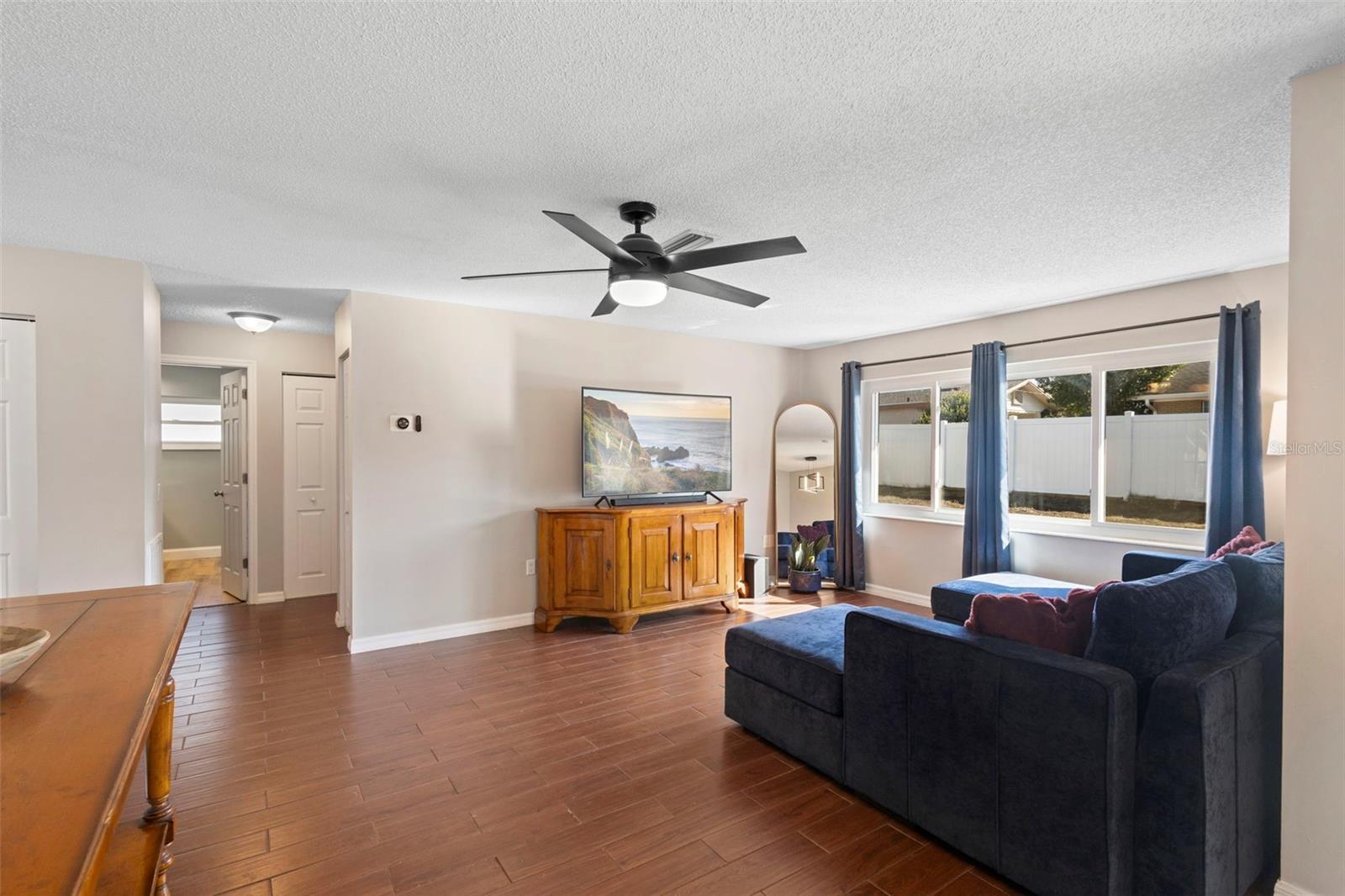 BREEZEWOOD PARK UNIT 05 - Residential