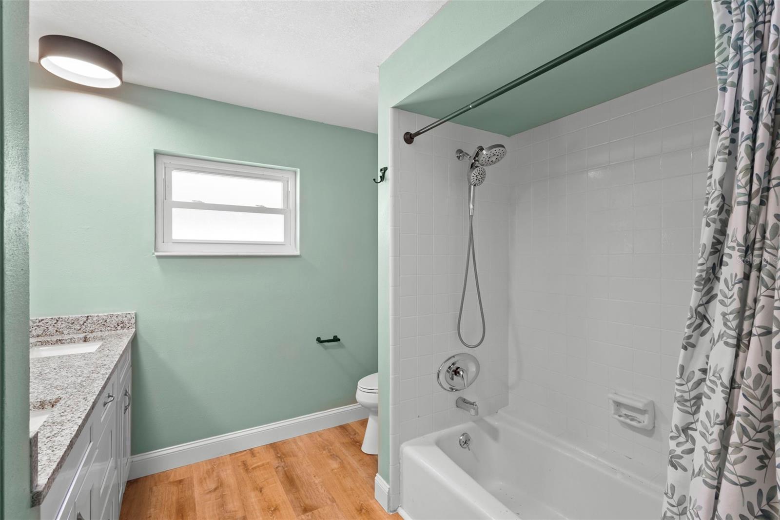 BREEZEWOOD PARK UNIT 05 - Residential