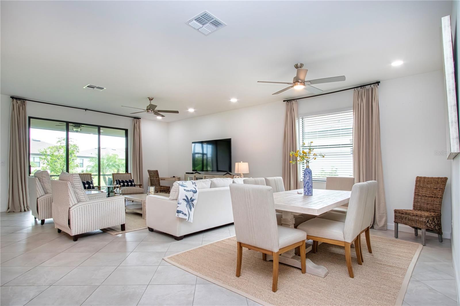 5160 CORAL REEF WAY