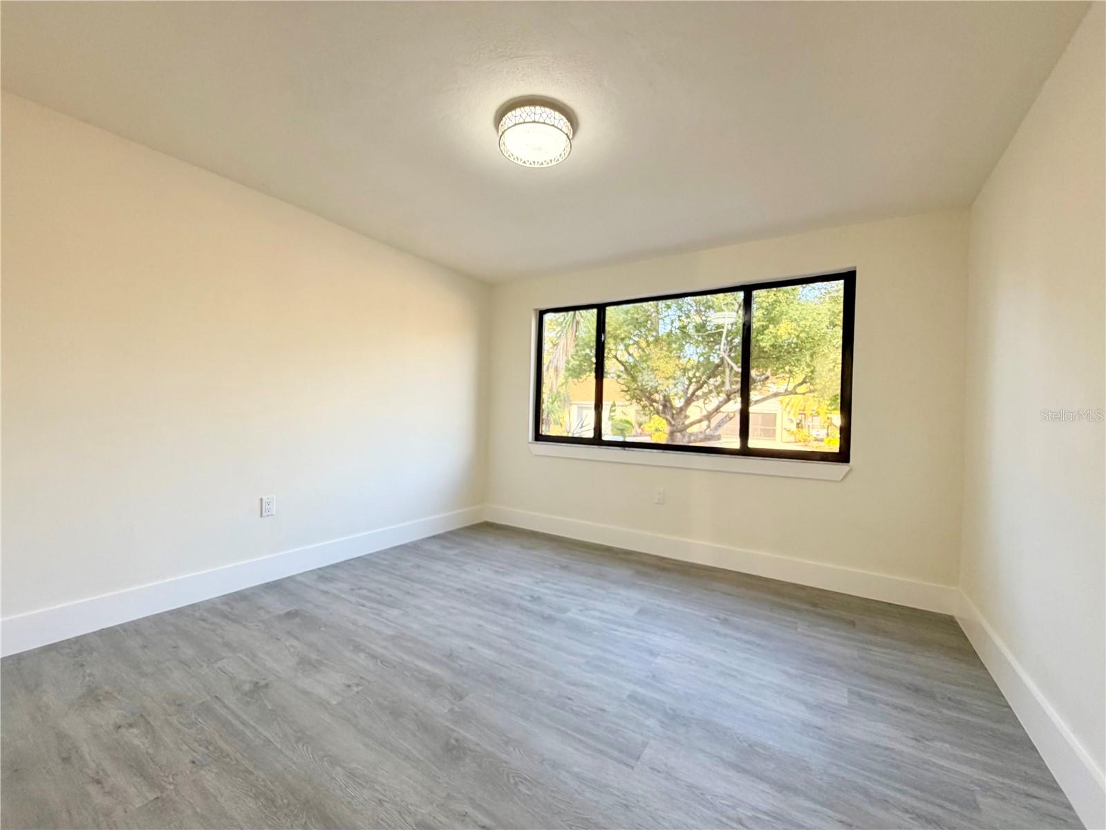 BEACON WOODS VILLAGE - Residential