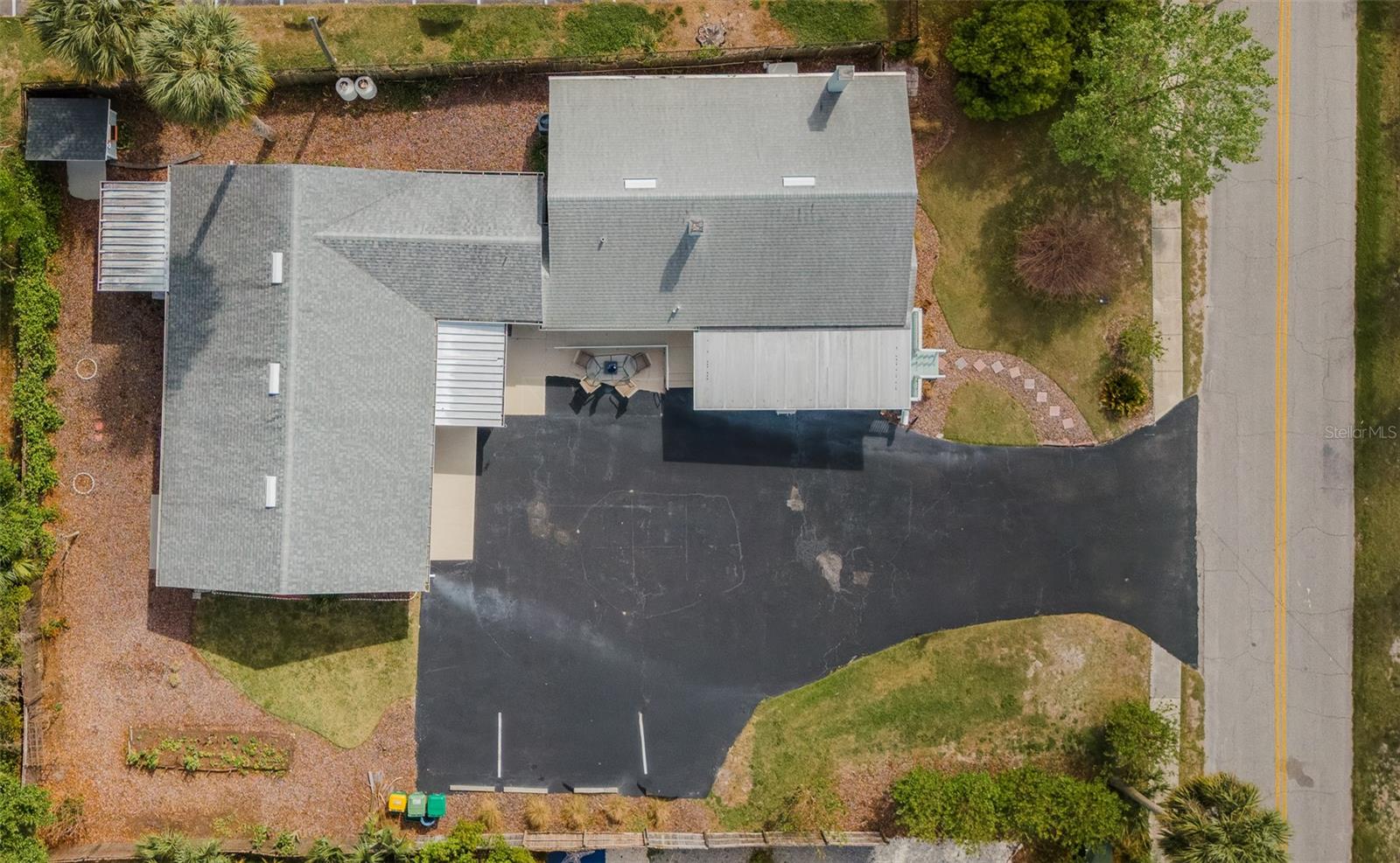 321 W PENNSYLVANIA AVENUE