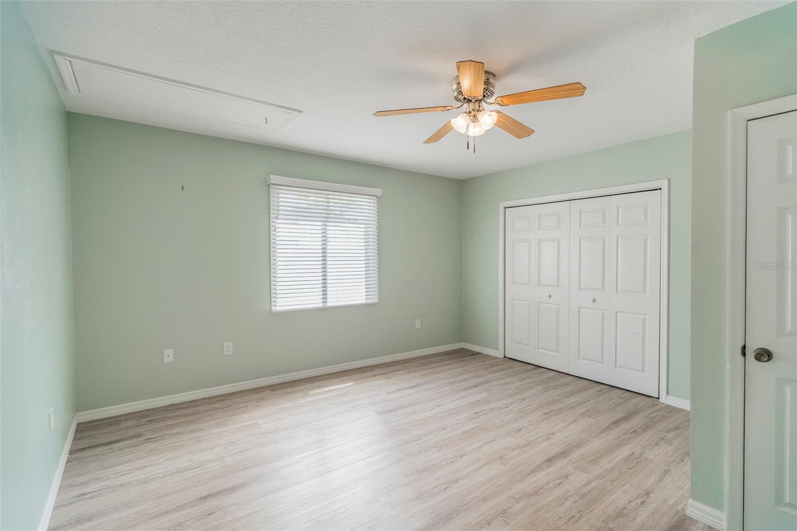 BENNETTS S 01/2 BLK 68 DE LAN - Residential