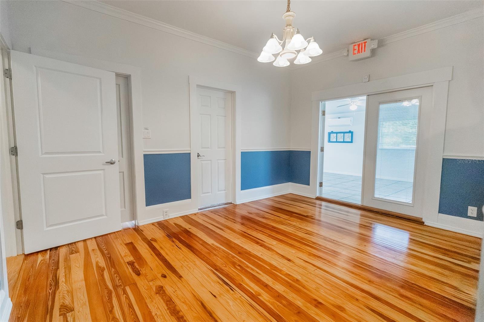 BENNETTS S 01/2 BLK 68 DE LAN - Residential