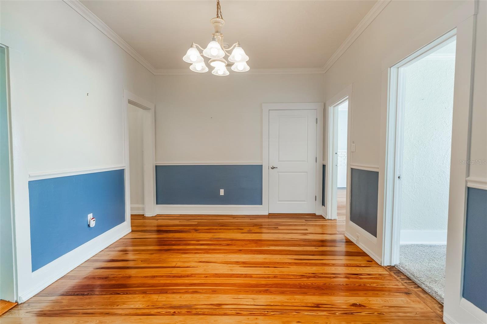 BENNETTS S 01/2 BLK 68 DE LAN - Residential