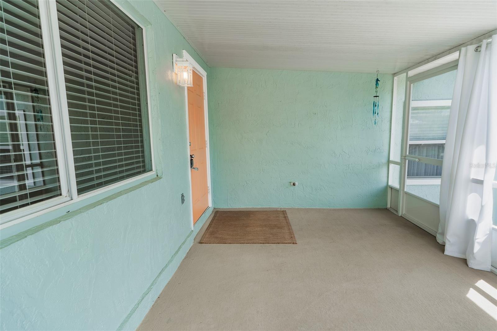 BENNETTS S 01/2 BLK 68 DE LAN - Residential