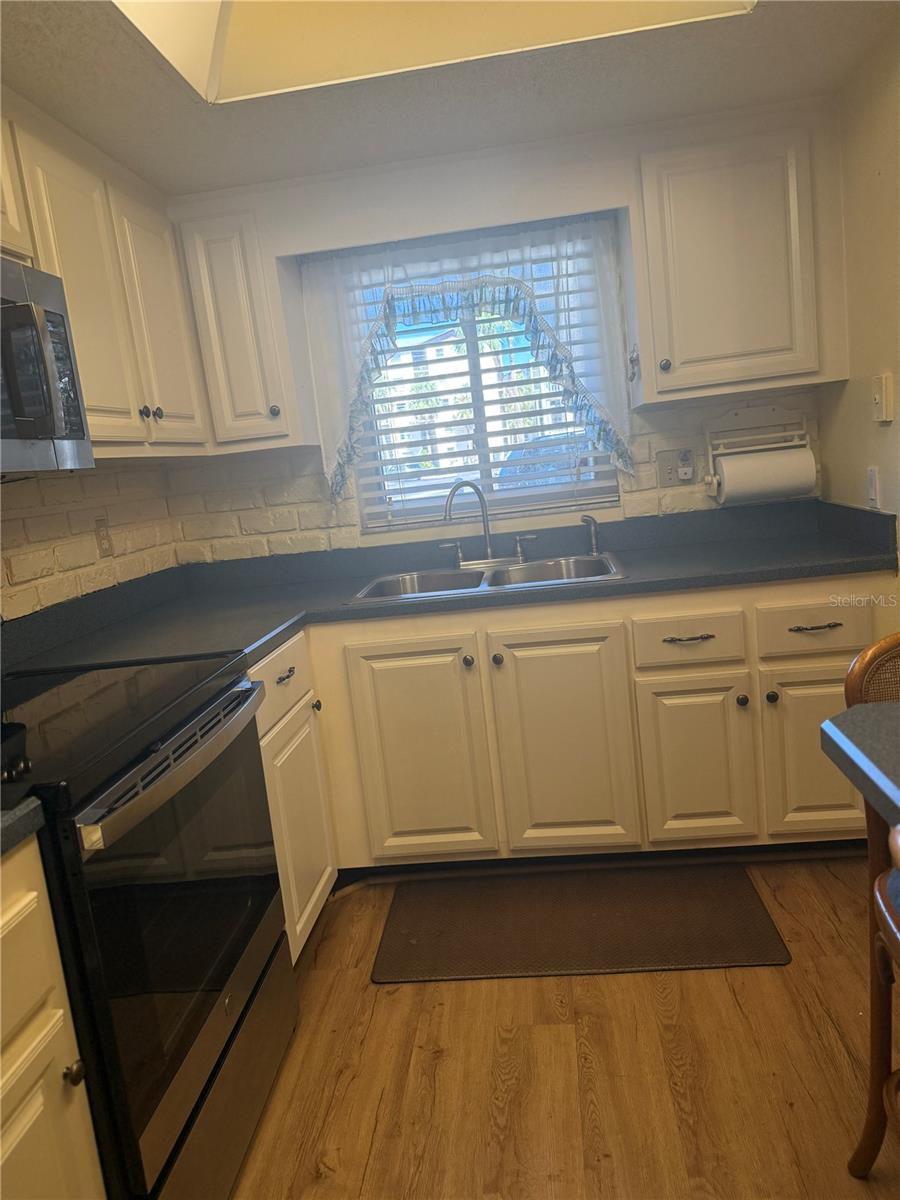 3697 LAKE BAYSHORE DRIVE H-109
