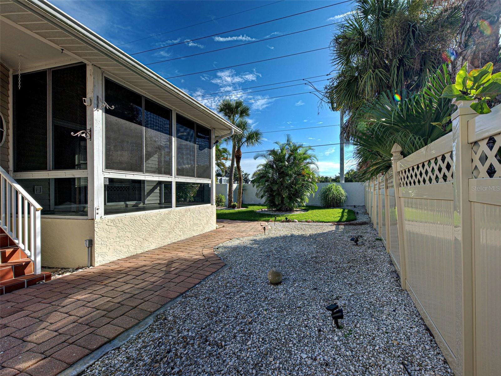 TOWNS-END SHORES - Residential