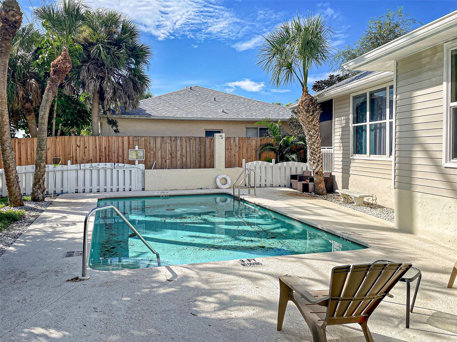 TOWNS-END SHORES - Residential