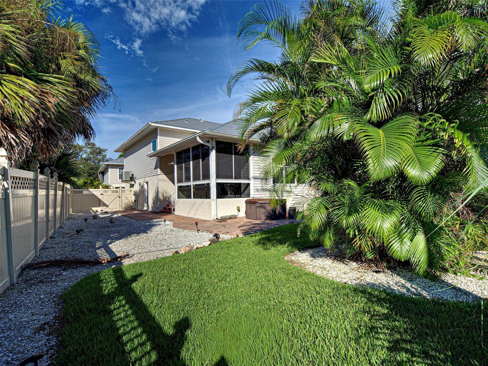 TOWNS-END SHORES - Residential