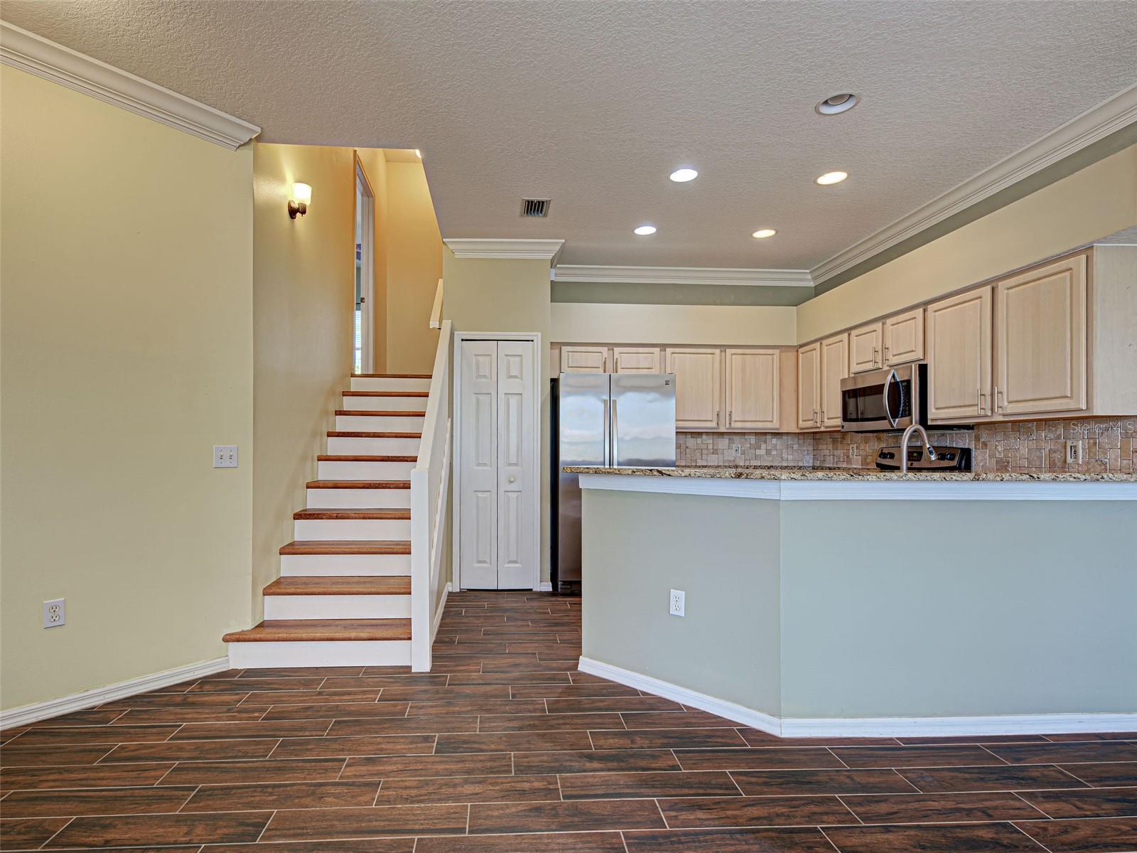 TOWNS-END SHORES - Residential