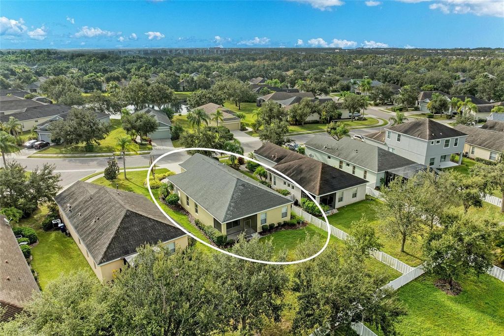 Photo of 4960 Newport News Circle, Bradenton, FL 34211 (MLS # A4667357)
