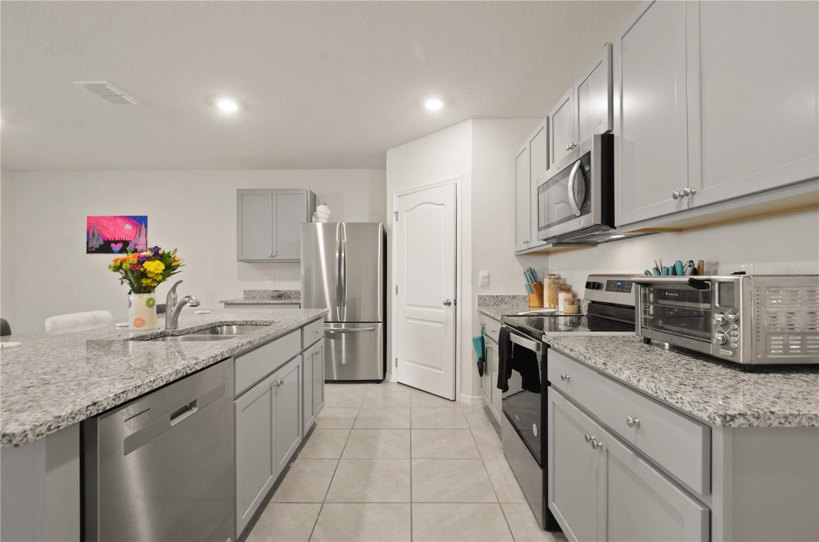 LAKE HARRIS RESERVE - Residential