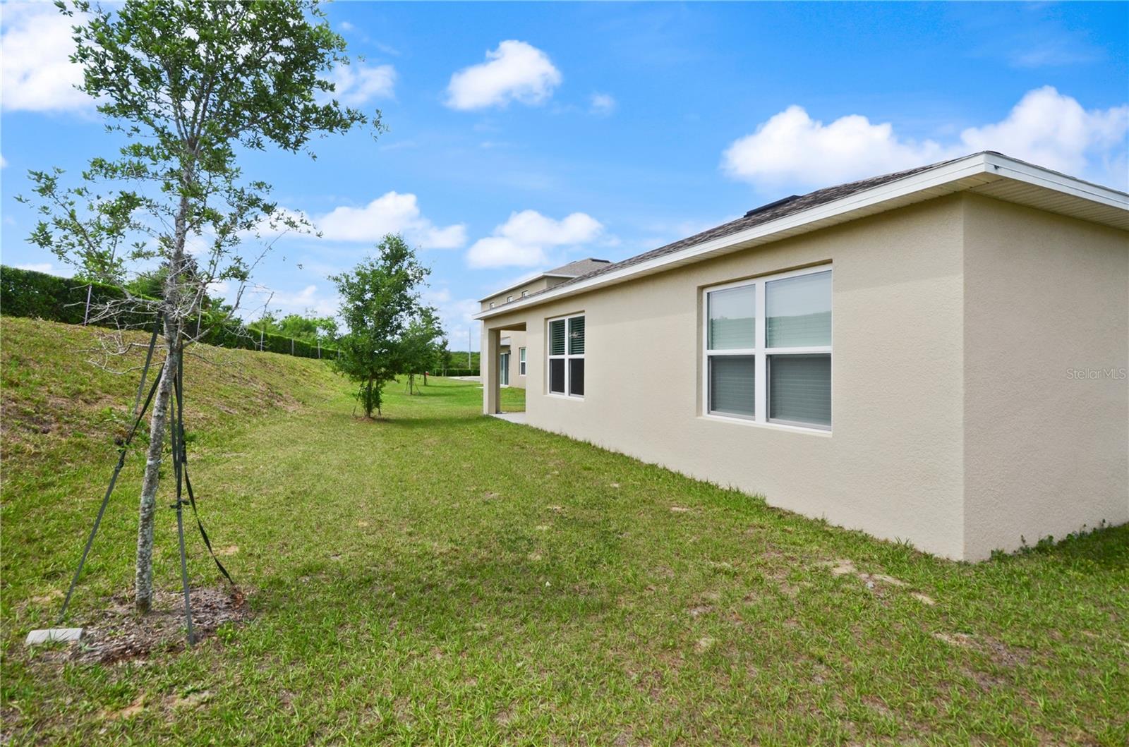 LAKE HARRIS RESERVE - Residential