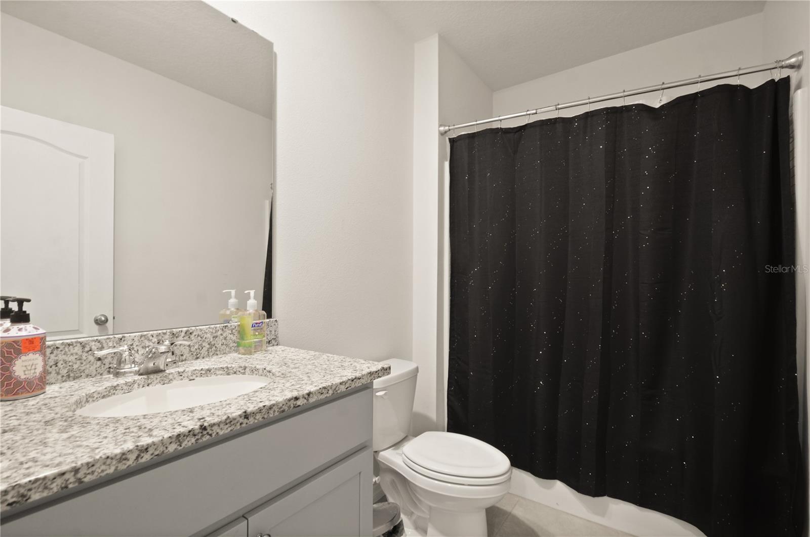 LAKE HARRIS RESERVE - Residential