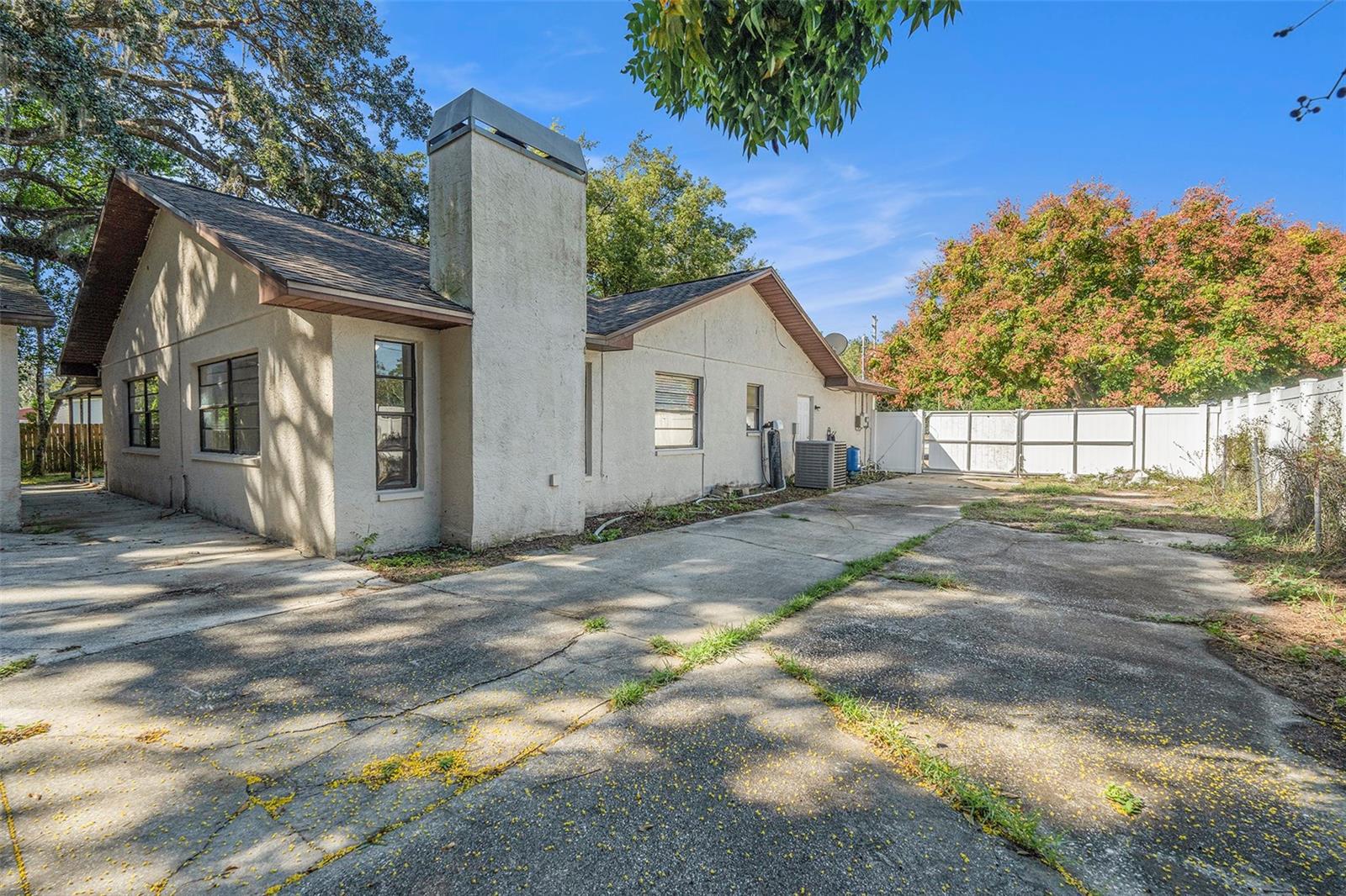 LAKEWOOD ACRES SUB - Residential