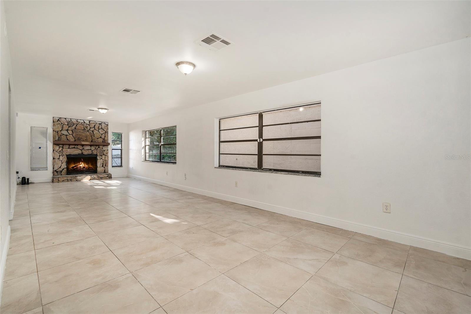 LAKEWOOD ACRES SUB - Residential