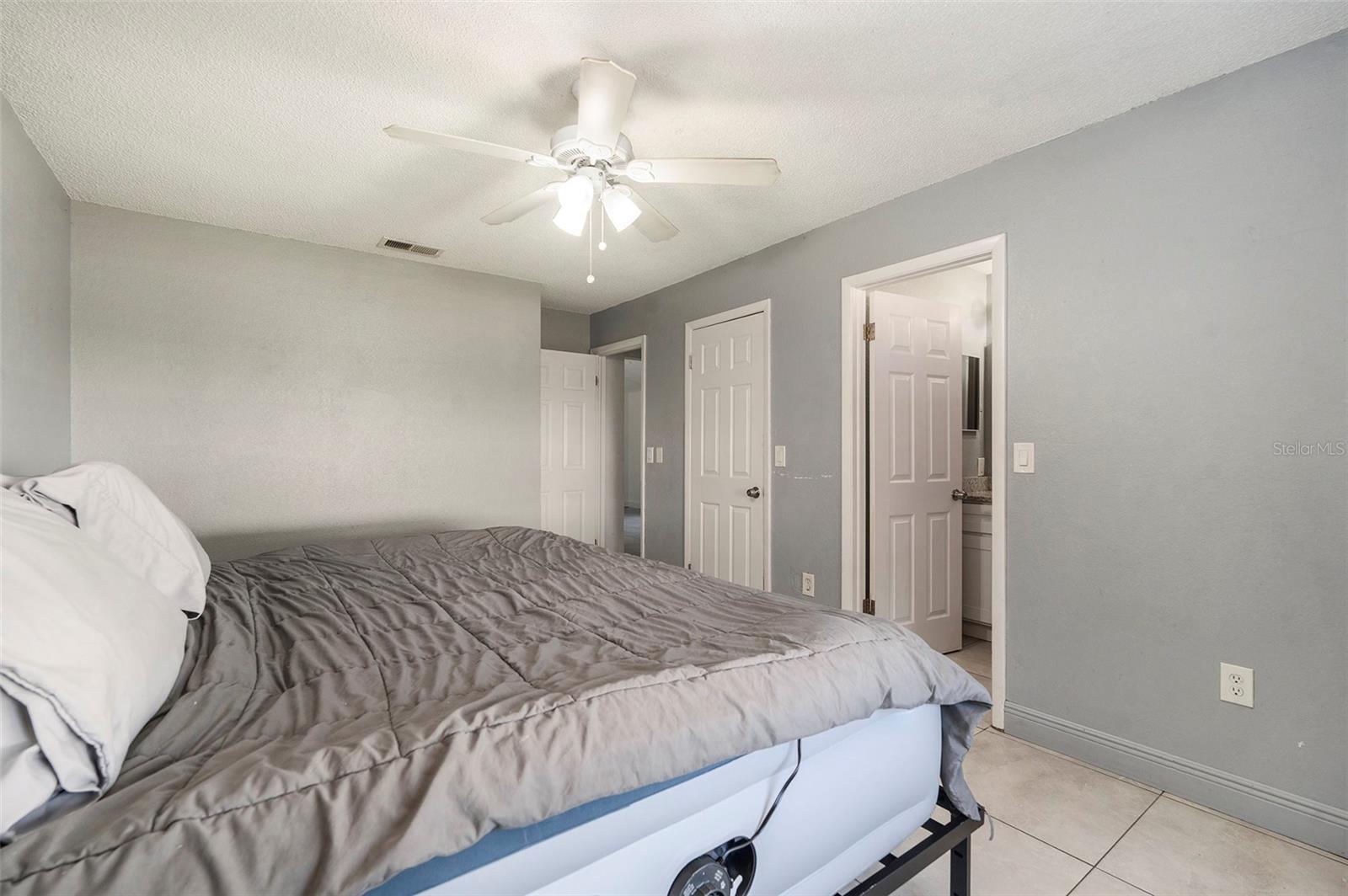 LAKEWOOD ACRES SUB - Residential