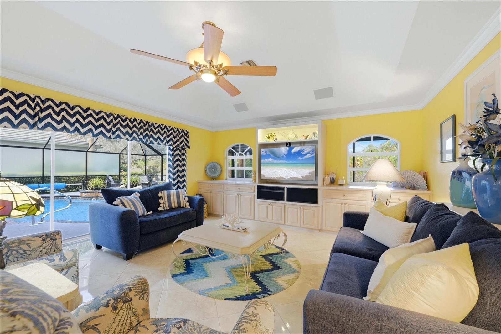 THE LAKES OF JACARANDA - Residential